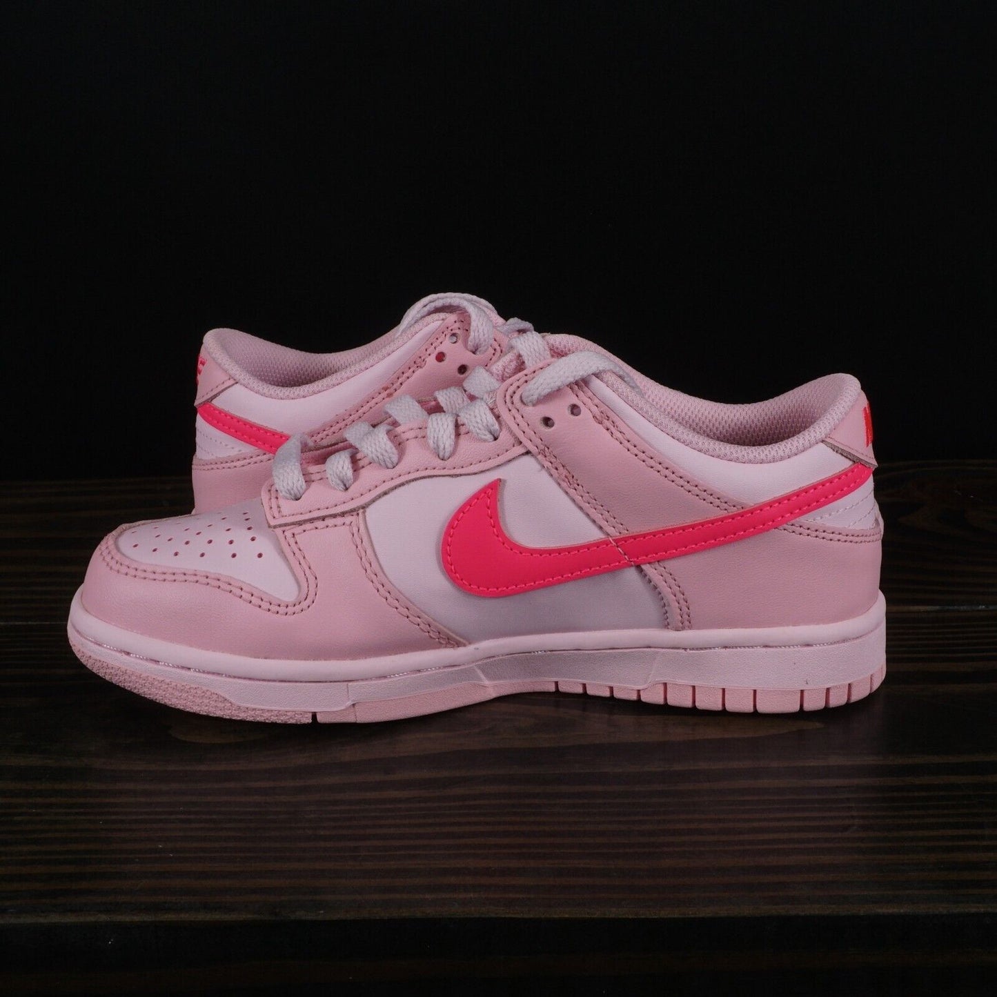 Nike Dunk Low Triple Pink (GS) DH9765-600