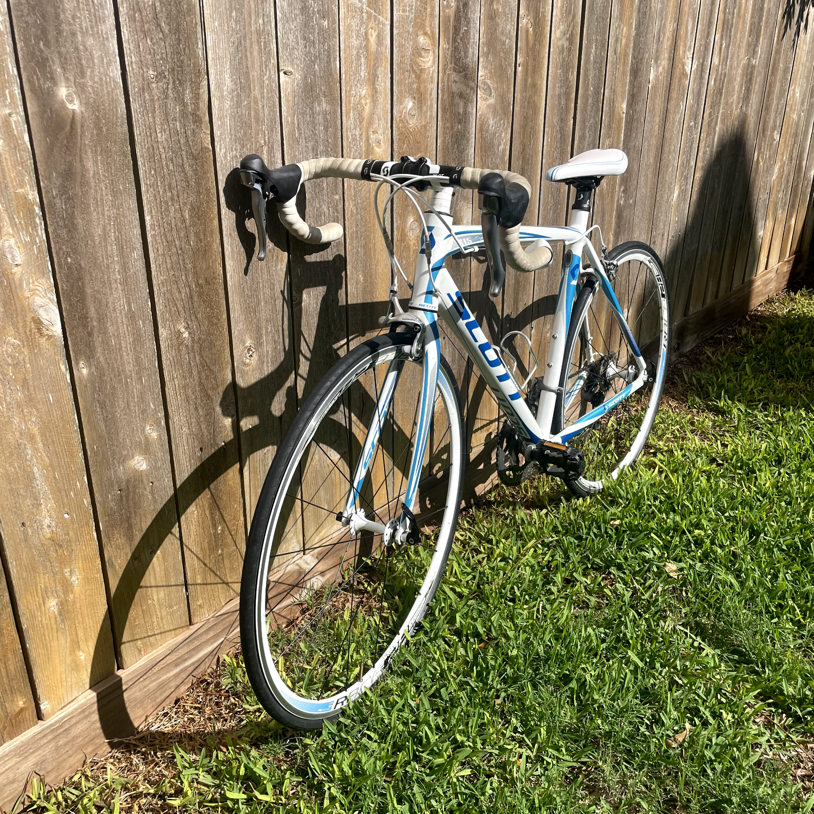 Scott Contessa Speedster S15 Women's Road Bike White Blue