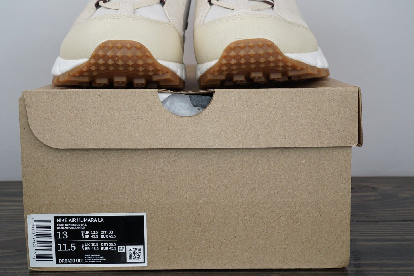 Nike Air Humara LX  Jacquemus Light Bone Gold Size 13W Ships Fast 🚚💨