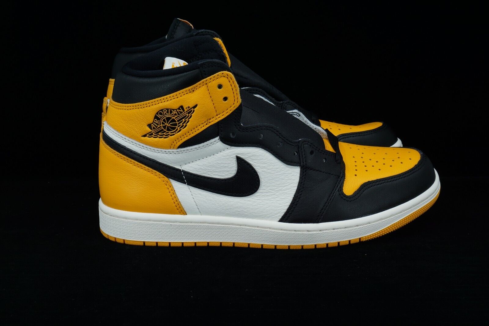 Air Jordan 1 Retro High OG Taxi Yellow Toe MENS 555088-711 Size 10 Ships 🚚💨